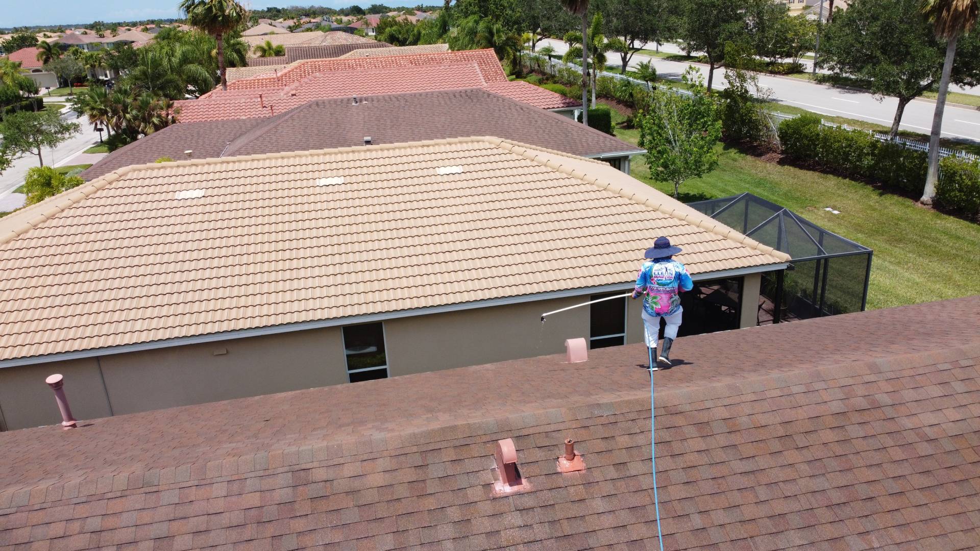 Roof Cleaning Palm Beach Gardens