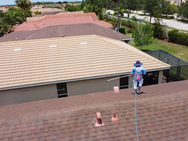 Roof Cleaning Palm Beach Gardens